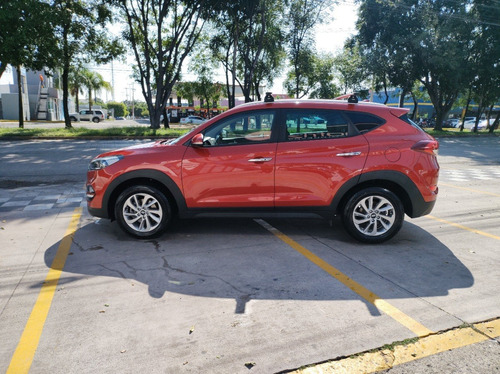 Imagen 2 de 15 de Hyundai Tucson Limited 2016 Roja