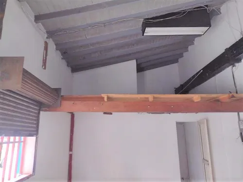 Local En Arriendo Ubicado En Medellin Sector Laureles (22073).