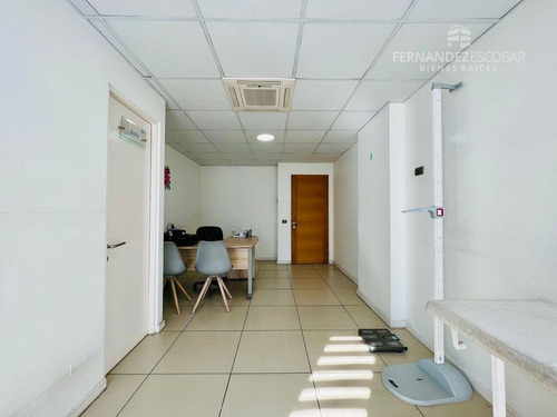 San Felipe - Se Vende Box Centro Medico Integral Aconcagua