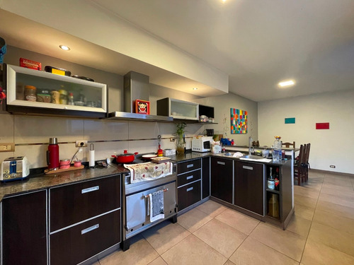 Imagen 5 de 14 de Venta Casa 4 Ambientes Refaccionada A Nueva Castelar Centro