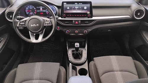 Kia Forte 2.0 Hb Ex Mt