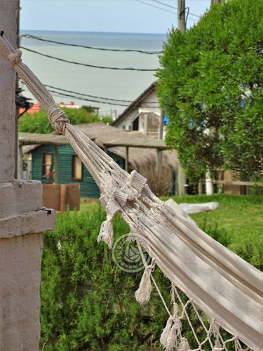 Feliciana En Punta Del Diablo