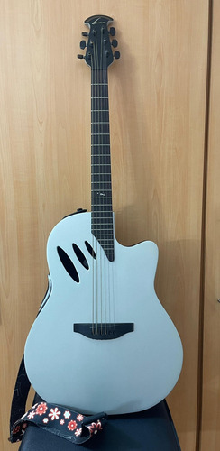 Guitarra Electroacústica Ovation Cc54i