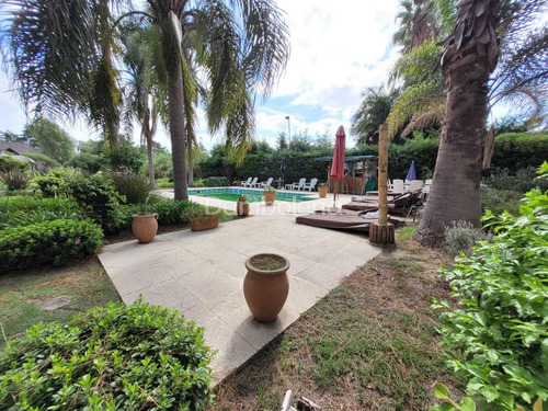 Casa Chalet En Venta, San Diego, Moreno