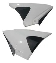 Comprar Tapas Laterales (cachas) Blancas Juego Yumbo Gs2 Motomel S2