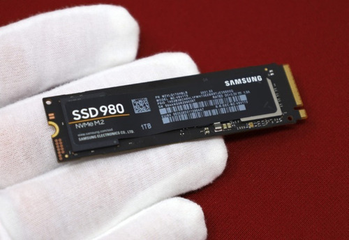 Disco sólido interno Samsung 980 PRO MZ-V8P1T0B 1TB negro
