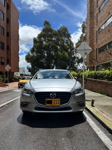 Mazda 3 2.0 Touring At