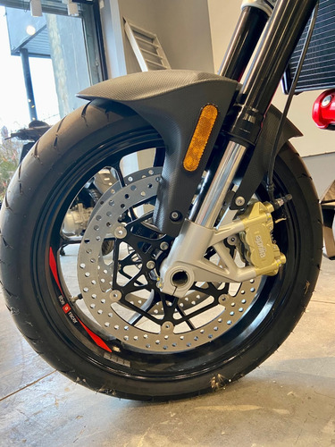 Aprilia Shiver 900