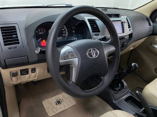 Toyota Hilux SW4 2.7 SR 4X2 16V FLEX 4P MANUAL