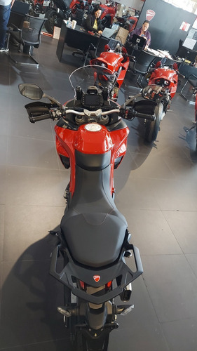 Imagem 9 de 14 de Ducati 950s