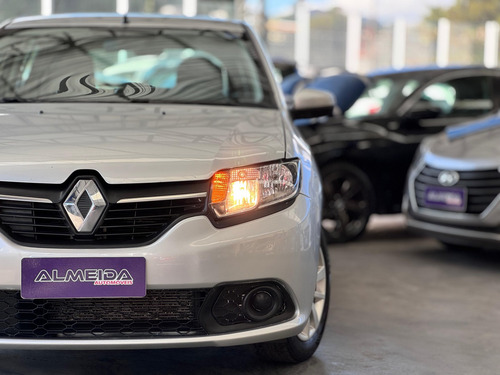 Renault Sandero 1.0 EXPRESSION 16V FLEX 4P MANUAL