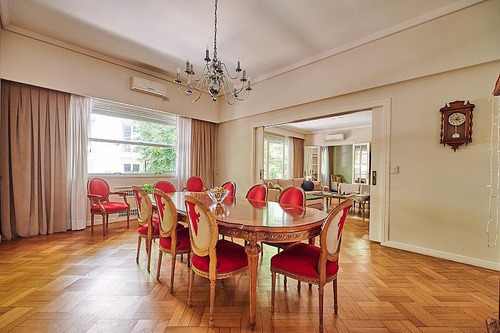 Excelente Departamento En La Mejor Cuadra De Recoleta