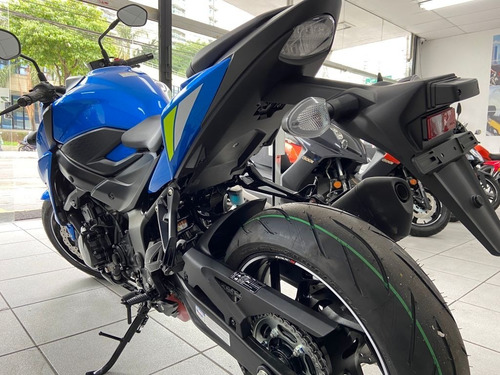 Imagem 4 de 5 de Suzuki Gsx 750 2023