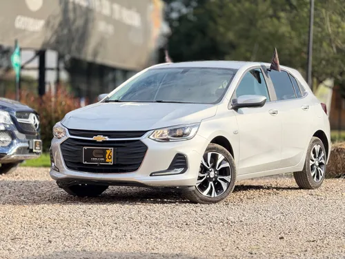Chevrolet Onix 1.0T Premier Hatch At