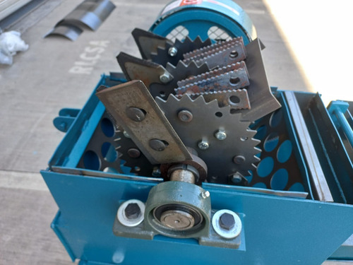 Imagen 3 de 5 de Molino De Martillo Forrajero 3.5 Hp- Ademaq Maquinarias