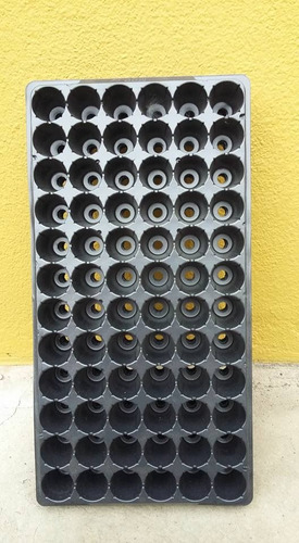 Imagen 2 de 6 de Bandeja De Siembra 72 Celdas 72 Cavidades Plugs Huerta