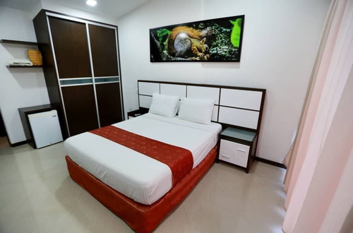 En Venta Hermosa Posada Ubicada En El Litoral Estado La Guaira, En La Bella Urbanización Playa Grande A 5 Min Del Aeropuerto De Maiquetía. Fr