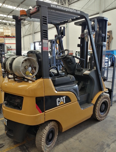 Imagen 2 de 13 de Montacargas Caterpillar, 3,500 Libras, Gas Lp.