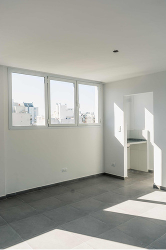 Alquilo Piso Oficina A Estrenar Balcón 90 Mts