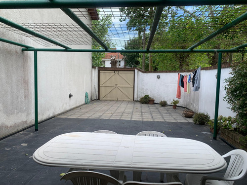 Gran Dúplex Con Amplio Patio En Costa Azul