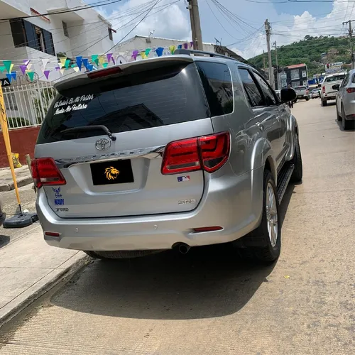 Toyota Fortuner 2.7l 4x2