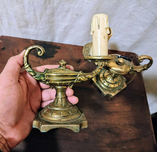 Antiguo Par De Candeleros De Bronce Hecho Lámparas (Usado)