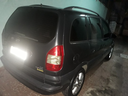 Chevrolet Zafira 2.0 Elegance Flex Power Aut. 5p 2005