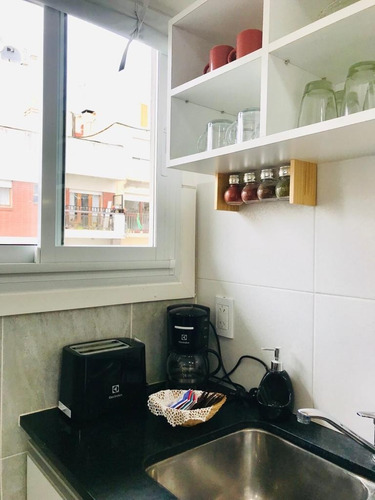 Imagen 9 de 20 de Departamento 2 Ambientes A La Calle