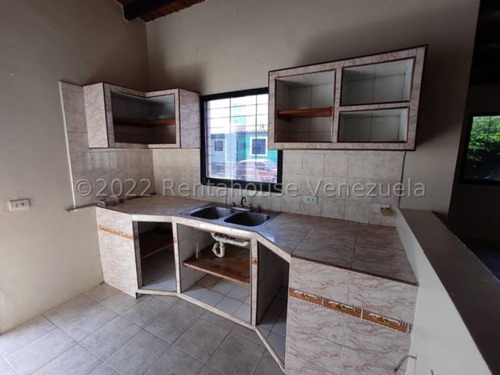 Imagen 7 de 30 de Casas En Venta Villa Roca Cabudare 22-17084 /m