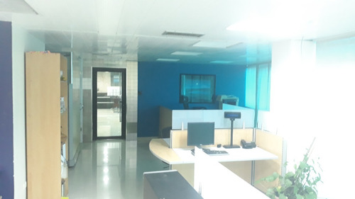 Imagen 2 de 16 de Locales En Venta Y Alquiler Puerto Ordaz, Invierte En Un Edificio Con Planta Procesadora De Agua Y Hielo En Puerto Ordaz