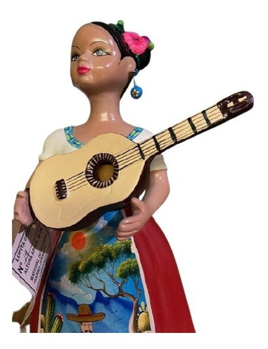 Imagen 3 de 3 de Figura Artesanal Con Guitarra
