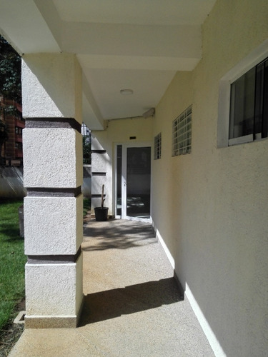 Imagen 3 de 12 de Apartamento Tipo Estudio En Campo Alegre Valencia Foa-1345
