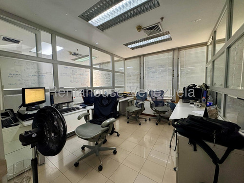 Rf Oficina En Venta En Campo Alegre Torre Europa Remodelada