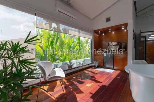 Ana Torres. Casa Comercial En Venta 25-20402 En Altamira