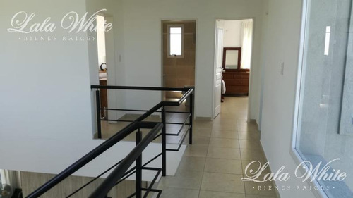 Imagen 11 de 24 de Venta - Casa En El Rebenque