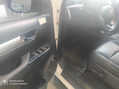 Imagem 5 de 12 de Toyota Hilux Cabine Dupla 2.8 Tdi Srv Cd 4x4 (aut)