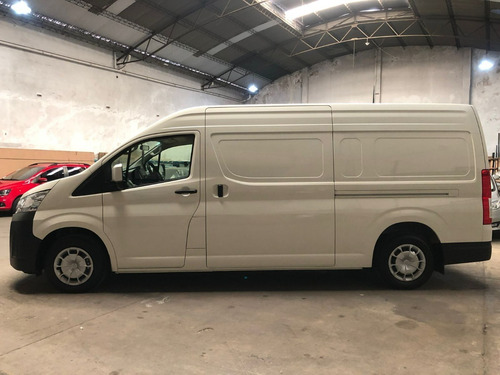 Imagen 12 de 25 de Toyota Hiace L2 H2 2.8 At 2022 / 0km Entrega Inmediata