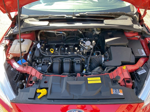Imagen 8 de 15 de Ford Focus Se 2.0