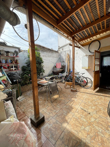 Se Vende Casa Esquina 4d+2b + Casa Interior 3d+1b Q.normal