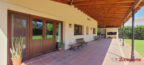 Venta De Casa 3 Ambientes Con Hangar En El Aero Country Club General Rodriguez