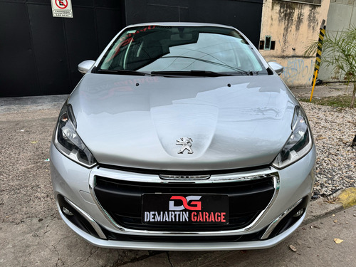 Peugeot 208 1.6 Allure