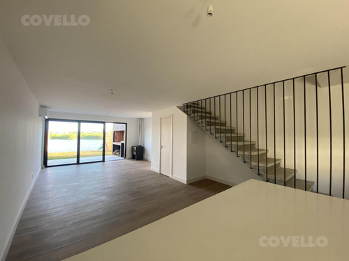 Venta  Casa 3 Dormitorios Con Vista Al Lago