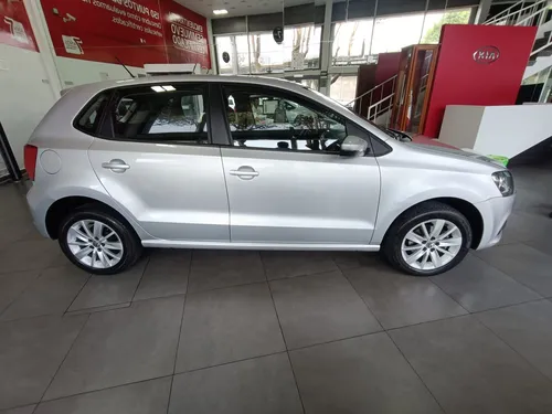 Volkswagen Polo 5p L4/1.6 Man