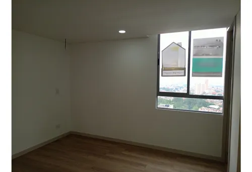 Estrene Este Hermoso Apartamento En Unidad Completa Super Ubicacion