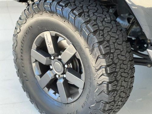 Troller T4 3.2 2p