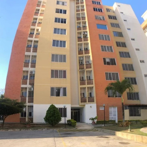 Apartamento Amoblado Y Equipado En Mañongo Res. Doral Country Lc-sk