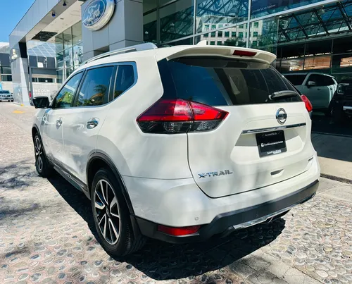Nissan X-Trail 2.5 Exclusive HEV 2 Filas Cvt
