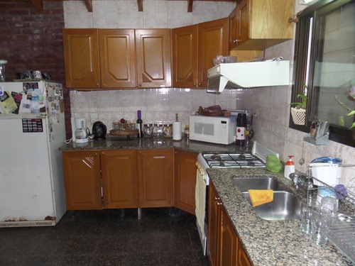 Casa 5 Ambientes. | La Paz 3806