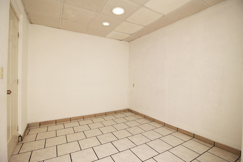 Imagen 5 de 15 de Local Comercial En Renta, Morelia, Michoacán De Ocampo