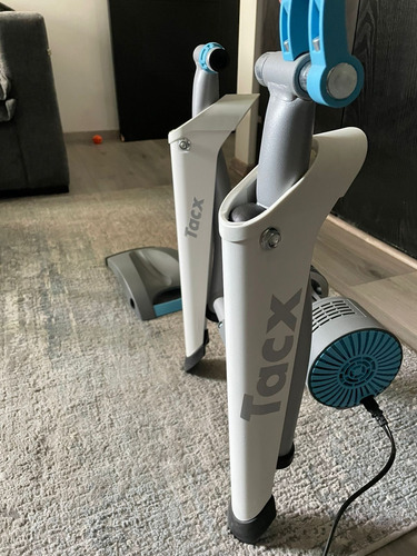 Rodillo Bicicleta Garmin Tacxflowsmart (incluye Neumático) (Usado)